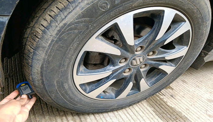 2018 Maruti S Cross ZETA 1.3, Diesel, Manual, 1,83,040 km, tyre