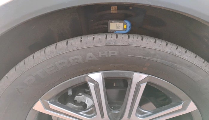 2024 Mahindra XUV700 AX 7 LUXURY P AT 7 STR, Petrol, Automatic, 6,482 km, tyre