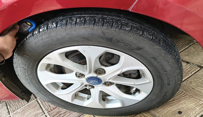 2015 Ford Figo Aspire TITANIUM 1.5 PETROL AT, Petrol, Automatic, 77,643 km, tyre