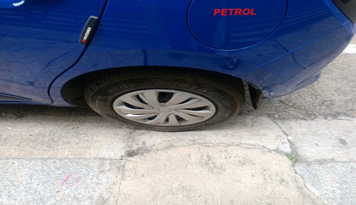 2024 Maruti Swift VXi (O), Petrol, Manual, 9,370 km, tyre