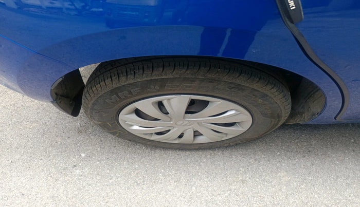 2024 Maruti Swift VXi (O), Petrol, Manual, 9,370 km, tyre