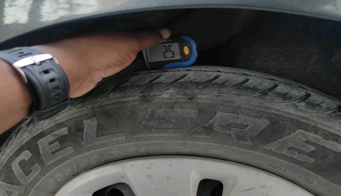 2012 Hyundai i10 MAGNA 1.2, Petrol, Manual, 32,099 km, tyre