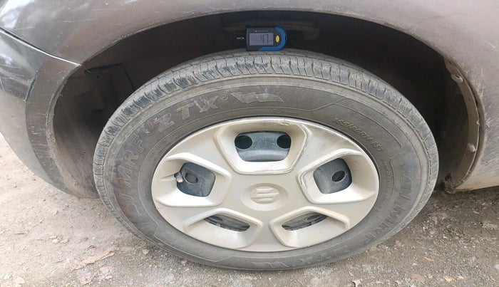 2012 Maruti Ritz VXI, Petrol, Manual, 95,911 km, tyre