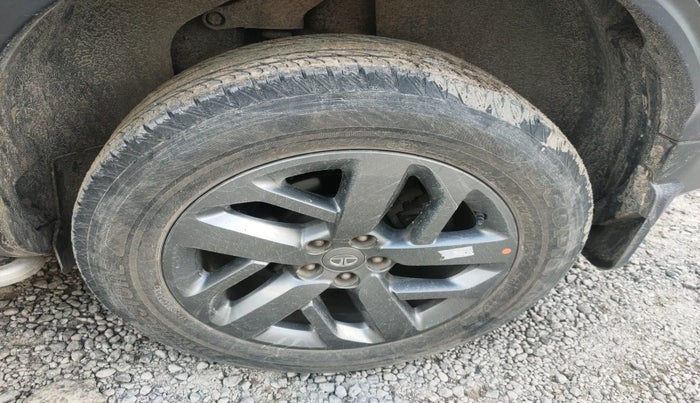 2021 Tata Safari XT, Diesel, Manual, 46,327 km, tyre