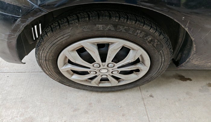 2010 Ford Figo EXI 1.2 PETROL, Petrol, Manual, 60,888 km, tyre