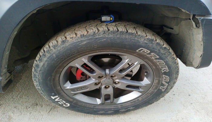 2021 Mahindra Thar LX PETROL HT 4WD AT, Petrol, Automatic, 30,533 km, tyre