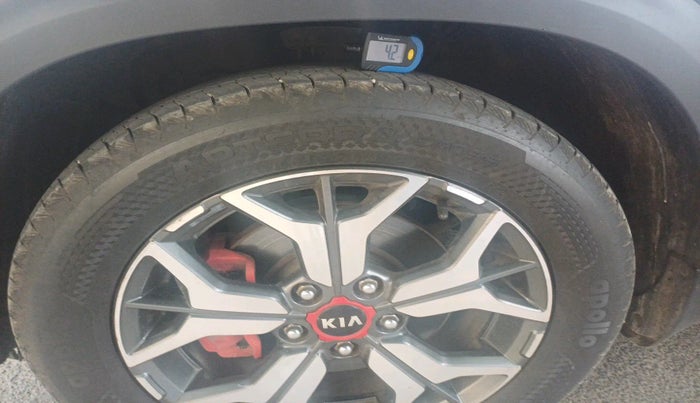 2020 KIA SELTOS GTX PLUS DCT 1.4 PETROL, Petrol, Automatic, 1,33,120 km, tyre