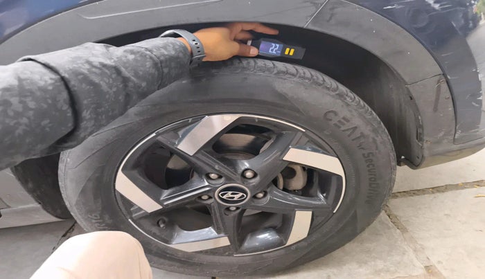 2019 Hyundai VENUE SX PLUS 1.0 TURBO DCT, Petrol, Automatic, 68,716 km, tyre