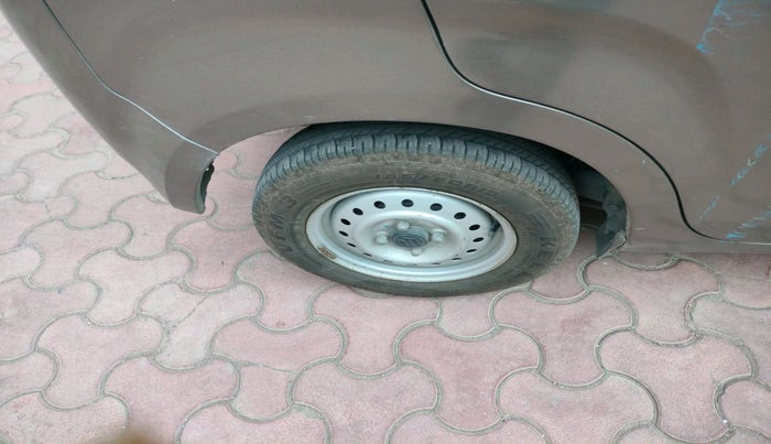 2022 Maruti New Wagon-R LXI CNG 1.0, Petrol, Manual, 77,724 km, tyre