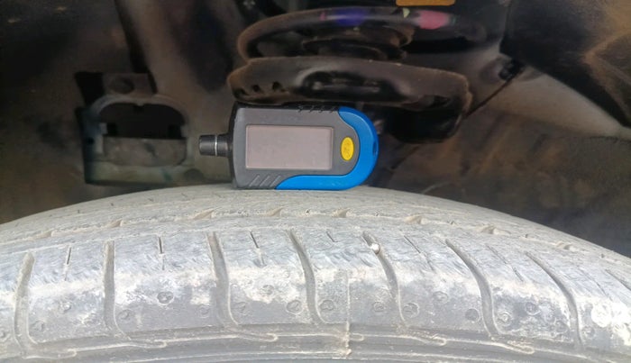 2021 Hyundai VENUE S 1.2, Petrol, Manual, 6,970 km, tyre