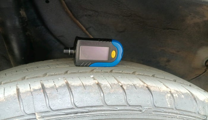 2021 Hyundai VENUE S 1.2, Petrol, Manual, 6,970 km, tyre