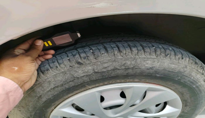 2018 Maruti Swift LXI, Petrol, Manual, 29,167 km, tyre