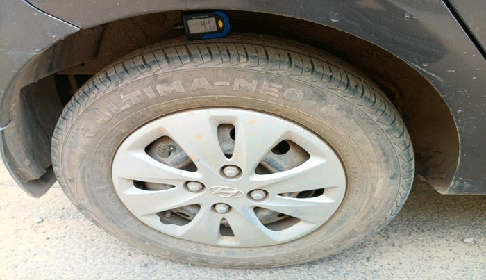 2012 Hyundai i10 MAGNA 1.2, Petrol, Manual, 89,992 km, tyre