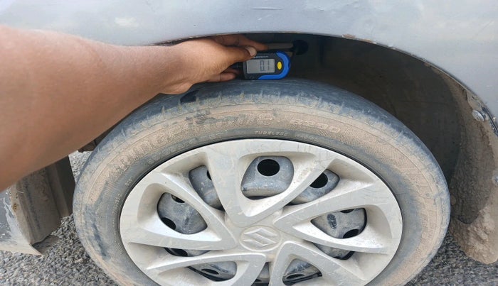 2014 Maruti Wagon R 1.0 VXI, Petrol, Manual, 1,18,422 km, tyre