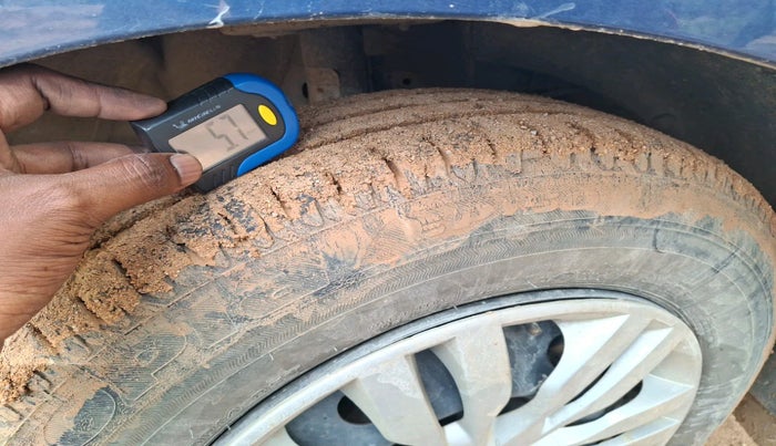2021 Maruti Dzire VXI AMT, Petrol, Automatic, 88,488 km, tyre