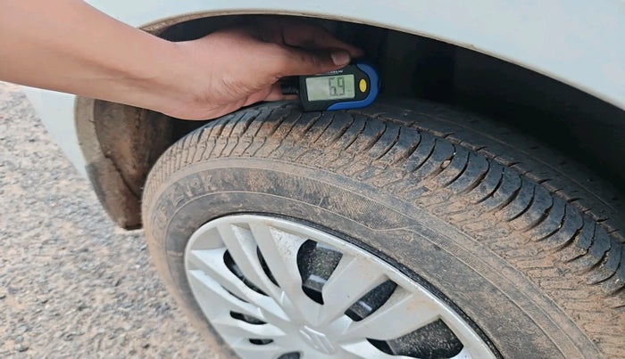 2018 Maruti Dzire VXI, Petrol, Manual, 43,135 km, tyre