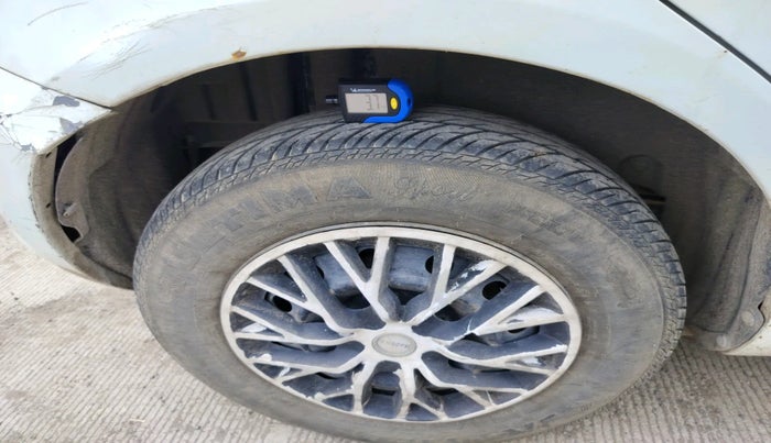 2011 Maruti Swift VXI, Petrol, Manual, 71,667 km, tyre