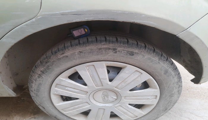 2010 Ford Figo TITANIUM 1.2 PETROL, Petrol, Manual, 1,28,010 km, tyre