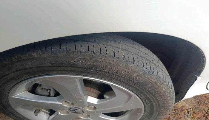 2014 Honda City 1.5L I-VTEC V MT, Petrol, Manual, 1,13,120 km, tyre