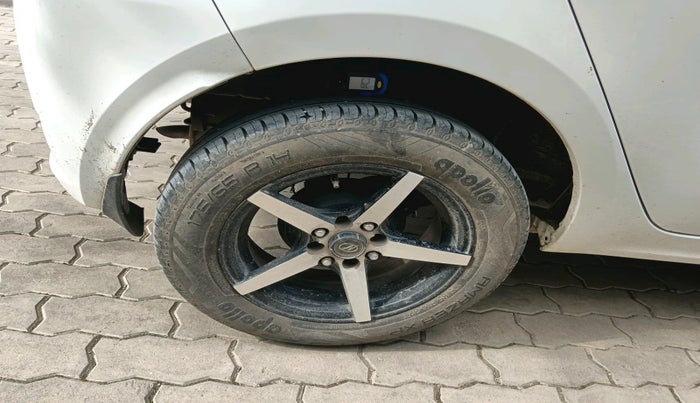 2021 Tata Tiago XZA PETROL, Petrol, Automatic, 20,040 km, tyre