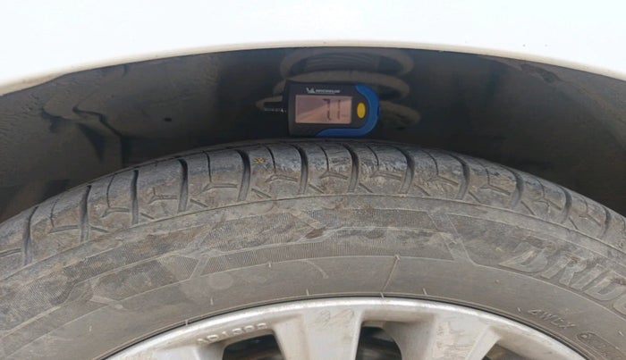 2016 Maruti Ciaz ZDI SHVS, Diesel, Manual, 79,989 km, tyre