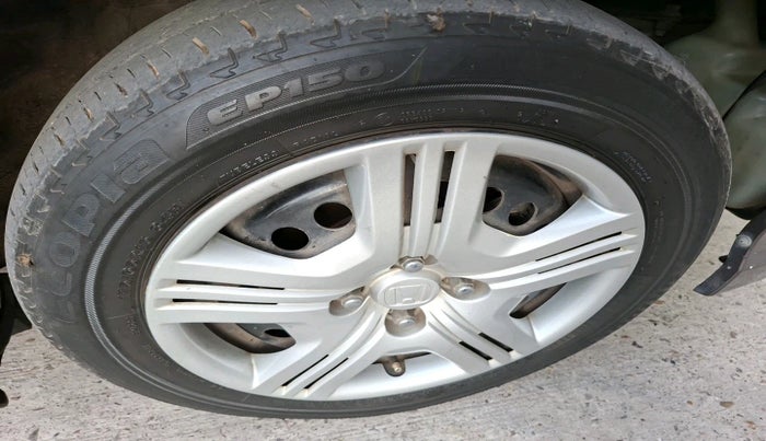 2011 Honda City 1.5L I-VTEC S MT, Petrol, Manual, 1,40,933 km, tyre