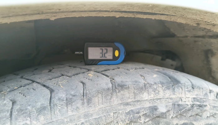 2020 Mahindra Scorpio S5, Diesel, Manual, 1,44,817 km, tyre