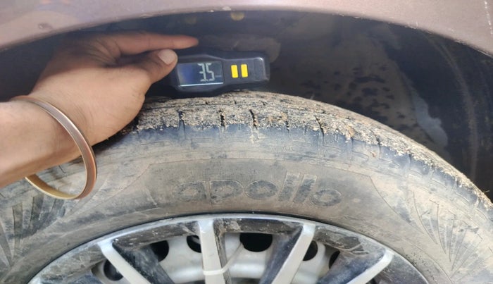 2020 Hyundai AURA E 1.2, Petrol, Manual, 40,547 km, tyre