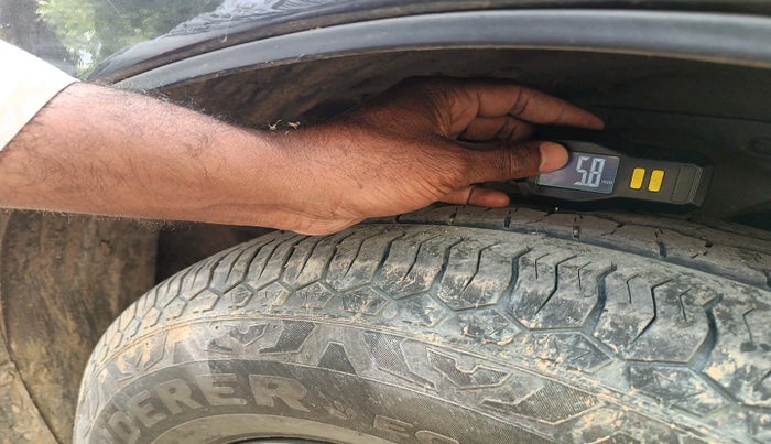 2018 ISUZU MU-X 4x2 AT, Diesel, Automatic, 1,74,426 km, tyre