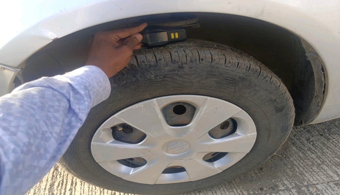 2014 Maruti Ritz VXI, Petrol, Manual, 54,965 km, tyre