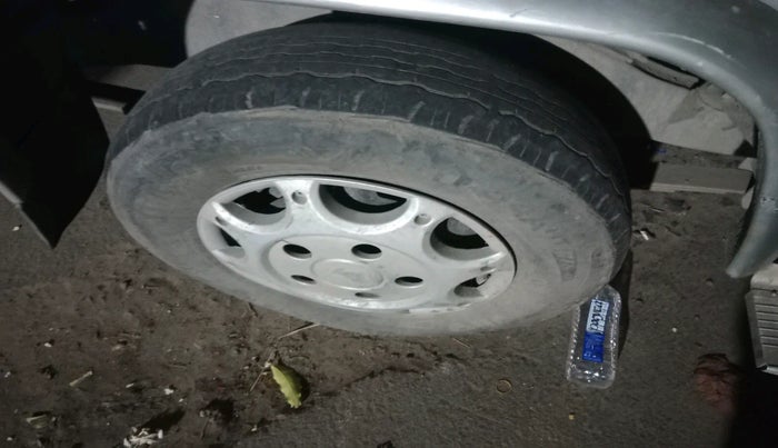 2011 Mahindra Bolero SLE, Diesel, Manual, 92,186 km, tyre