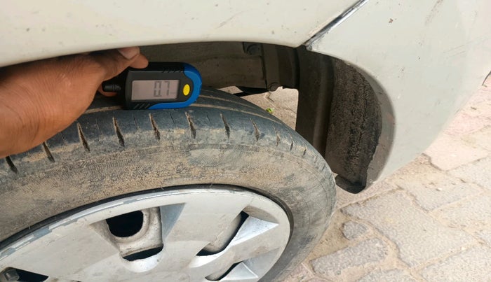 2011 Maruti Wagon R 1.0 LXI, Petrol, Manual, 94,171 km, tyre