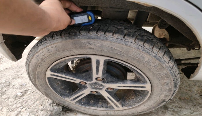 2013 Maruti Alto K10 VXI, Petrol, Manual, 82,066 km, tyre