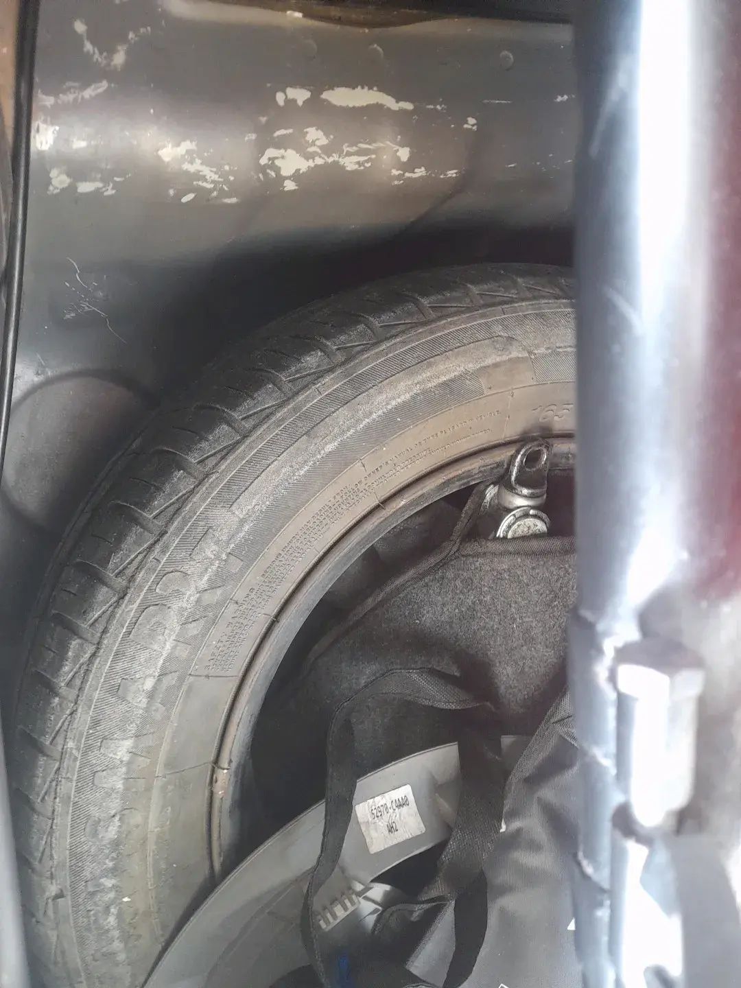 2019 Hyundai NEW SANTRO SPORTZ CNG, Petrol, Manual, 1,17,010 km, tyre