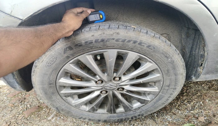 2014 Maruti Swift Dzire VDI, Diesel, Manual, 1,69,043 km, tyre