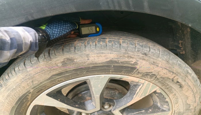 2020 Tata NEXON XZ PLUS DIESEL, Diesel, Manual, 1,07,892 km, tyre