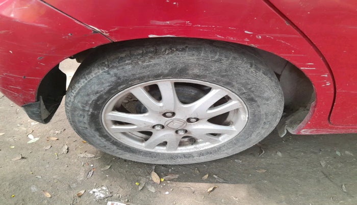 2012 Honda Brio V MT, Petrol, Manual, 85,493 km, tyre