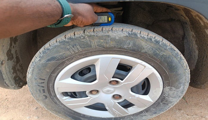 2019 Renault Kwid RXT 0.8 (O), Petrol, Manual, 59,598 km, tyre