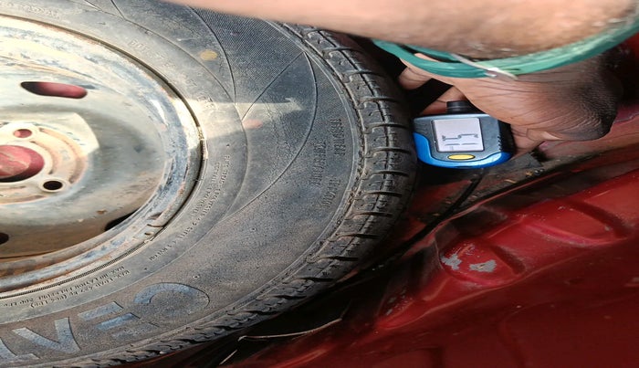 2019 Renault Kwid RXT 0.8 (O), Petrol, Manual, 59,598 km, tyre