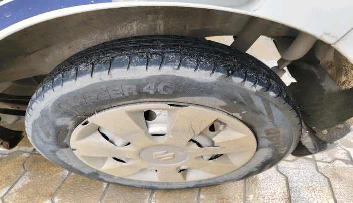 2012 Maruti Wagon R 1.0 LXI, Petrol, Manual, 1,48,314 km, tyre