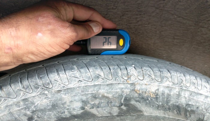 2011 Hyundai i10 SPORTZ 1.2, Petrol, Manual, 1,54,535 km, tyre