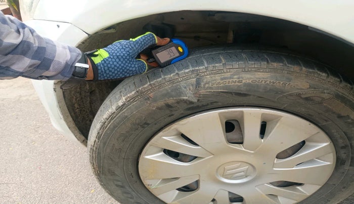 2016 Maruti Swift VDI ABS, Diesel, Manual, 1,07,716 km, tyre