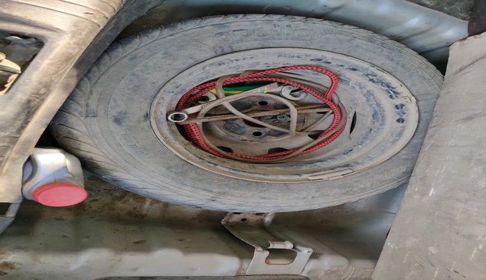 2010 Hyundai Santro Xing GLS, Petrol, Manual, 92,194 km, tyre