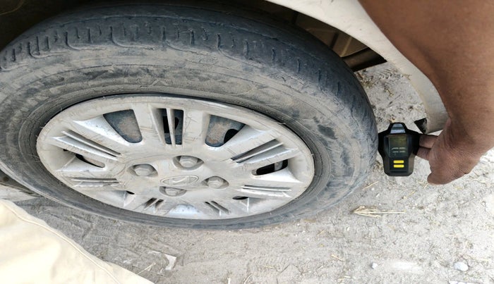 2010 Hyundai Santro Xing GLS, Petrol, Manual, 92,194 km, tyre