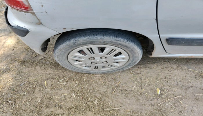 2010 Hyundai Santro Xing GLS, Petrol, Manual, 92,194 km, tyre