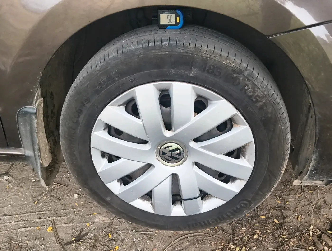 2016 Volkswagen Vento COMFORTLINE 1.2 TSI AT, Petrol, Automatic, 81,498 km, tyre