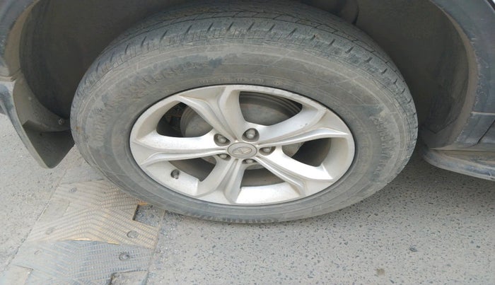 2019 Tata Harrier XZ 2.0L, Diesel, Manual, 1,07,218 km, tyre