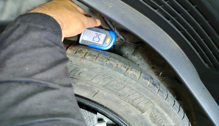 2018 Honda WR-V 1.5L I-DTEC VX MT, Diesel, Manual, 80,635 km, tyre