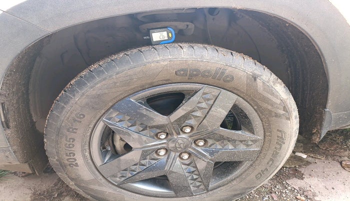 2023 Hyundai Creta S 1.5 PETROL, Petrol, Manual, 38,792 km, tyre