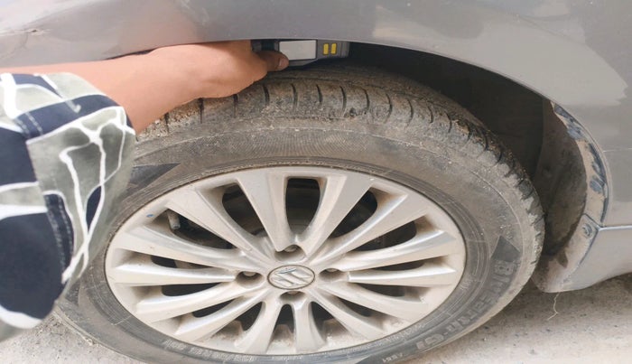 2015 Maruti Ciaz ZXI AT, Petrol, Automatic, 1,31,271 km, tyre